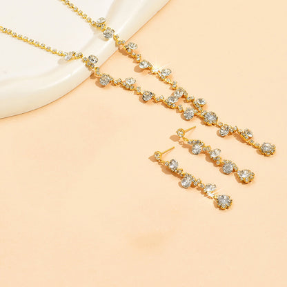 Fashion Crystal Necklace Ear Stud Bracelet Jewelry Accessories